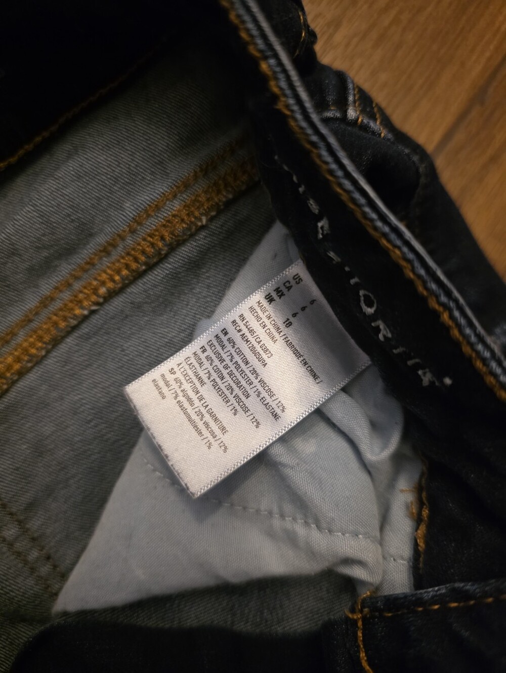 American Eagle Super Stretch Midi Shorts - Picture 4 of 6